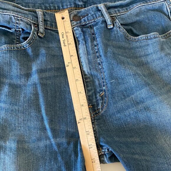 Levis 505 Mens Relaxed Straight Jeans Size 36W x 32L Blue Denim - Picture 9 of 10